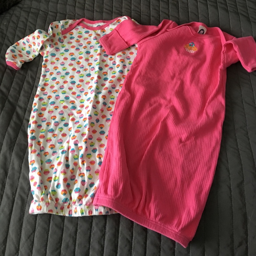 2 pk sleeper set