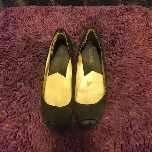 MICHAEL Michael Kors Suede Wedges - Picture 2 of 4