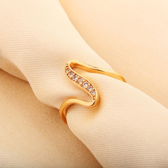 18k Gold & cubic zirconia ring - Picture 3 of 3