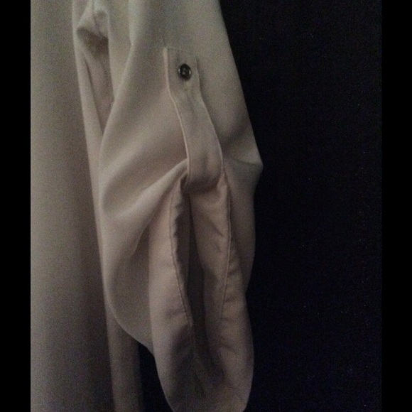 New York and Co. 100% polyester 3/4 length sleeve - Picture 5 of 5