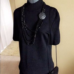 St. John Knit Short Sleeve Top