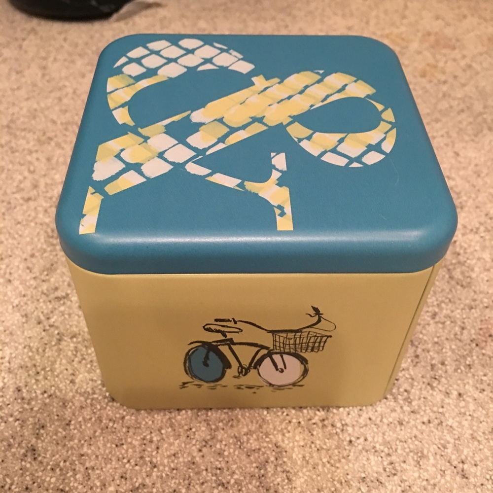 Fossil tin - Picture 3 of 3