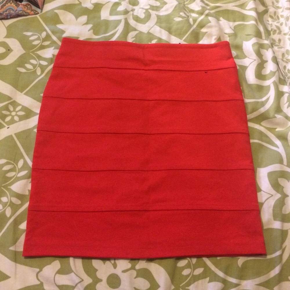 Mini Skirt-NWT