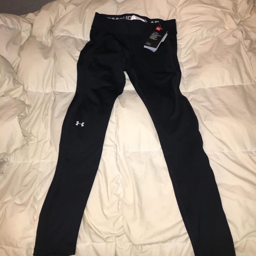 BRAND NEW Under Armour Leggings cold gear black