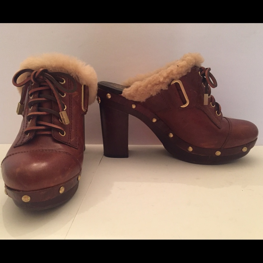 Vince Camuto pre owned, open back, fur trim bootie