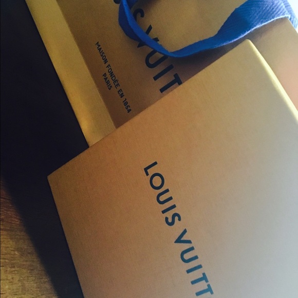 Louis Vuitton belt - Picture 3 of 5