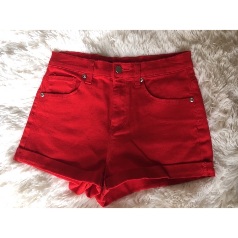 Red mid rise shorts