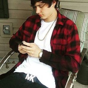 Meet your Posher, Justin