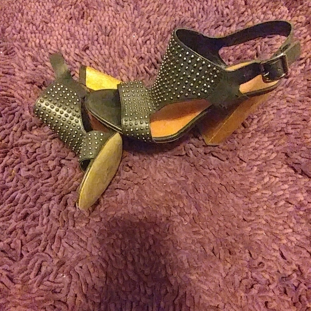 Black studded sandal with wooden heel
