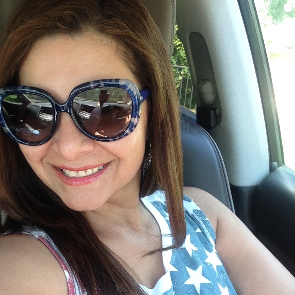 Meet your Posher, Maritza
