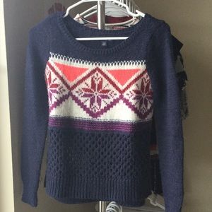 American Eagle Outfitters sweater