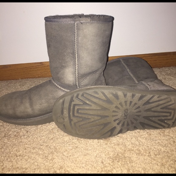 Ugg boot - Picture 3 of 4