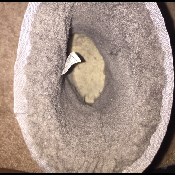 Ugg boot - Picture 4 of 4