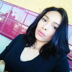 Meet your Posher, Elisa