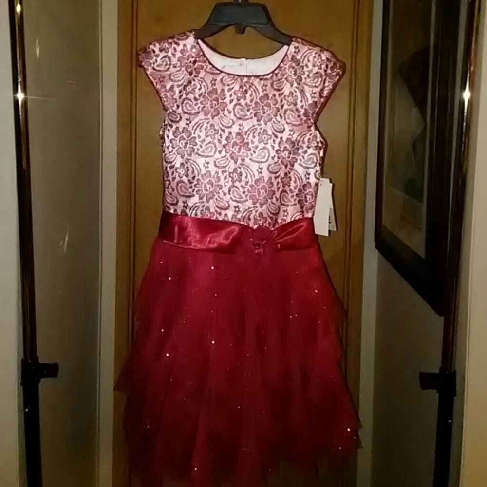 Girls dress