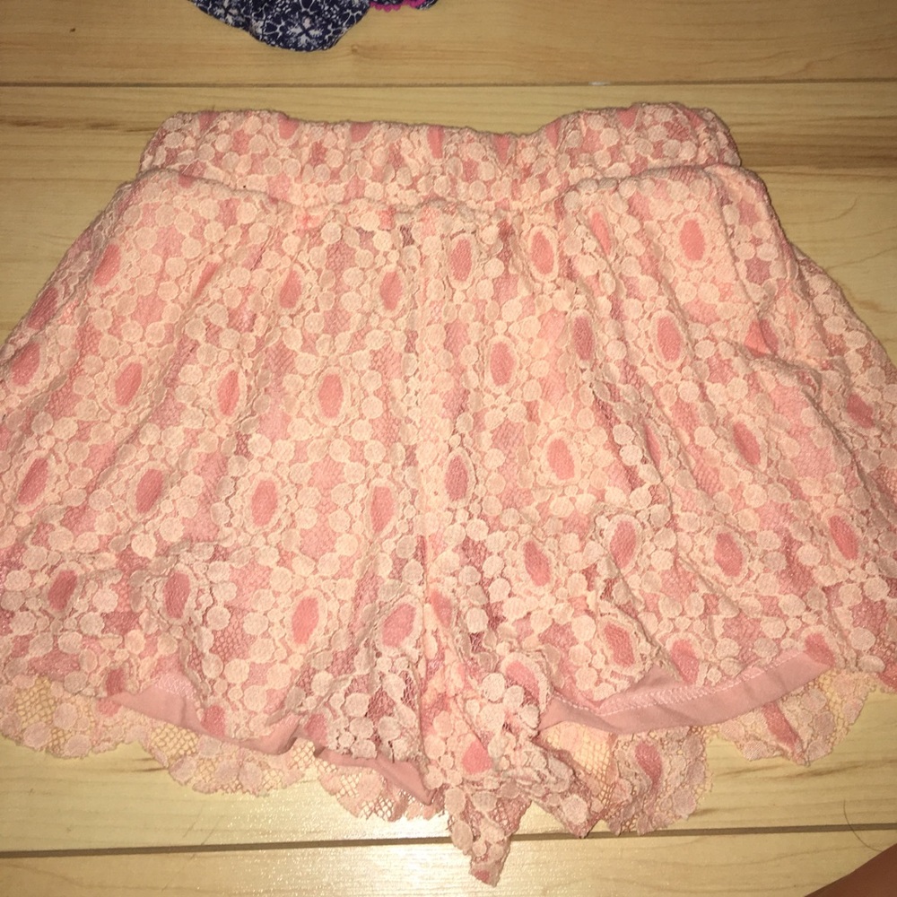 Flowy pink lace shorts!!