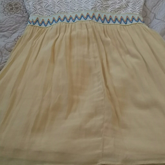 Lilly Rose - Picture 2 of 2