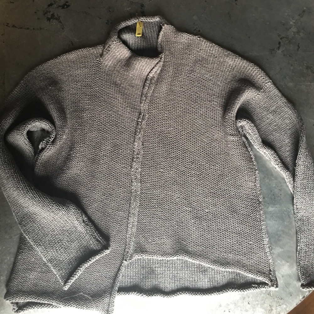 Gray cotton sweater