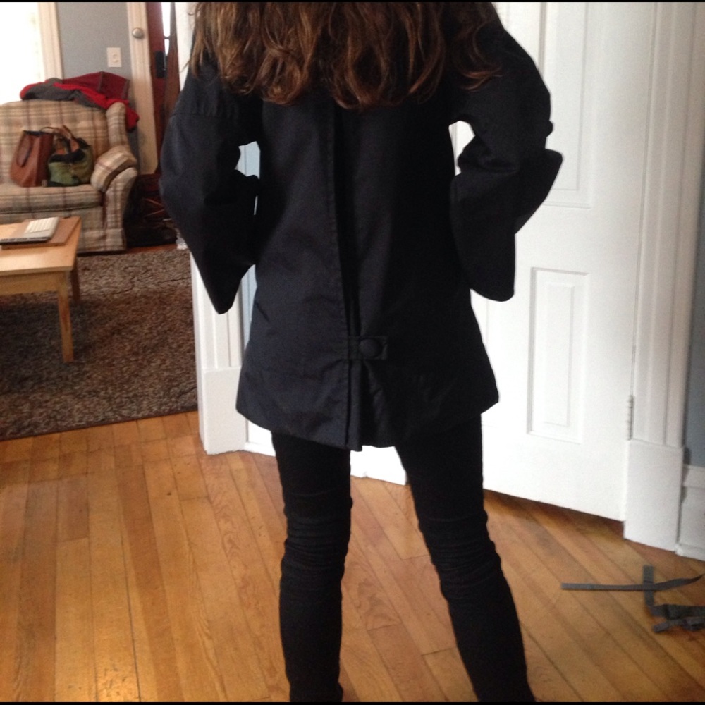 Lululemon Raincoat