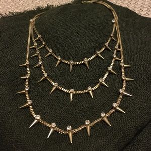 Gold express necklace
