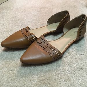 Cute tan pointed flats