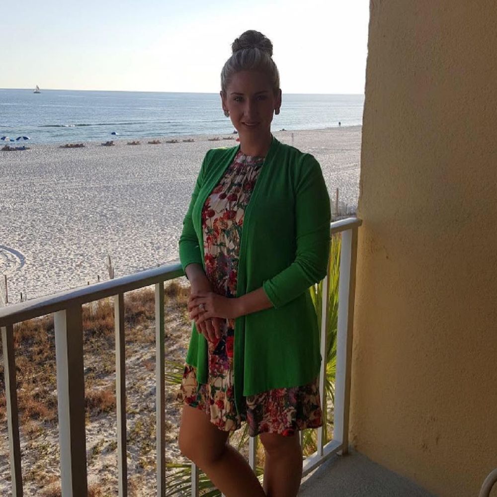 Meet your Posher, Casey