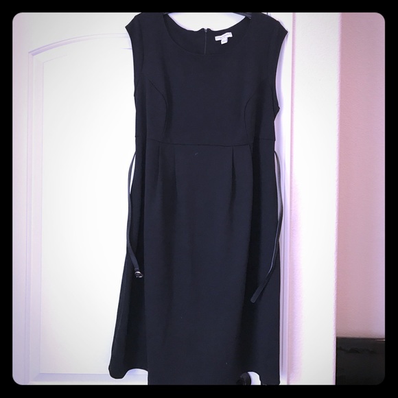 👗EUC maternity pointe dress 👗 - Picture 2 of 6