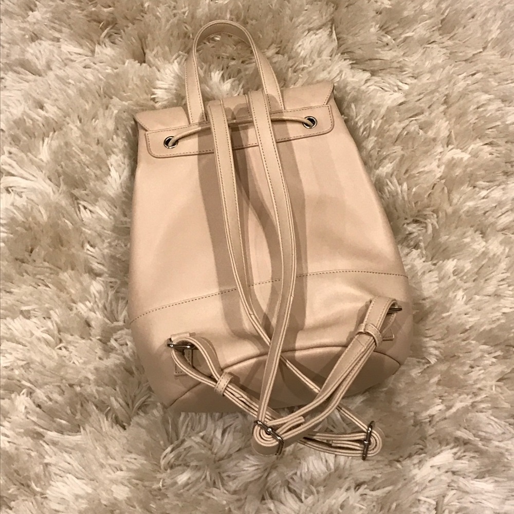 NWOT Faux leather and faux sherpa backpack - Picture 2 of 6