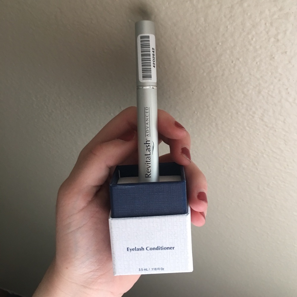 Revitalash advanced eyelash conditioner