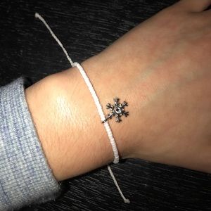 Brand new Pura Vida snowflake bracelet