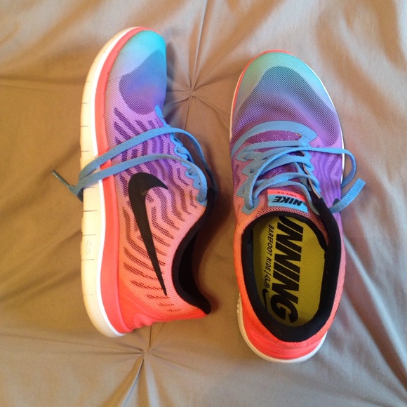 Nike Shoes - Multicolored Nikes!