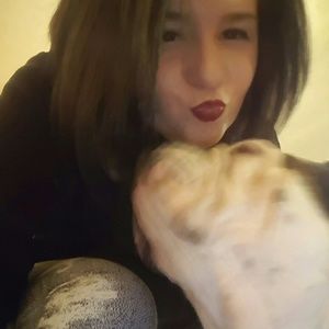 Meet your Posher, Thalia