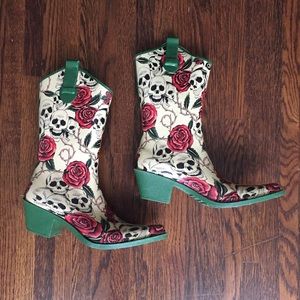 Corkys 🌹💀 Roses & Skulls Rain boots