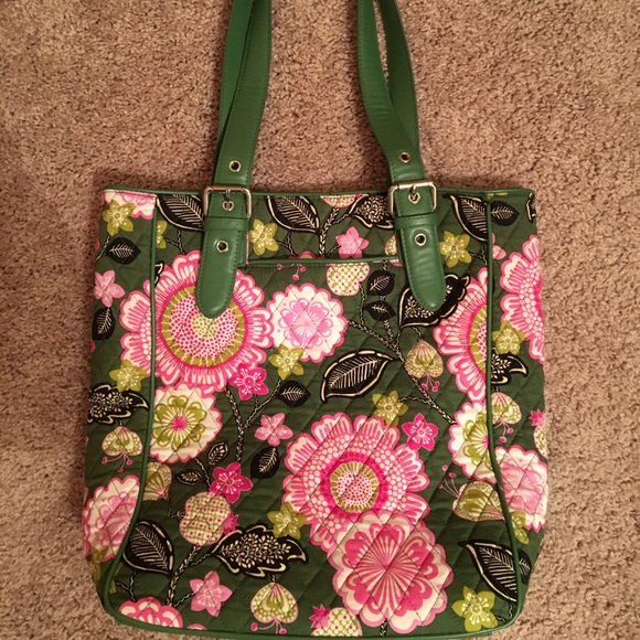 Vera Bradley Handbags - Brand new Vera Bradley tote