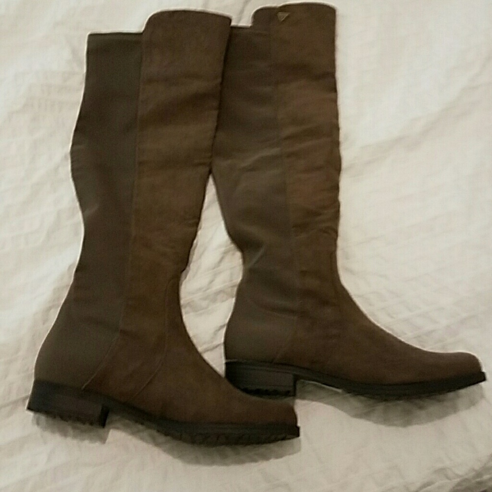 Guess never worn knee high suede boots