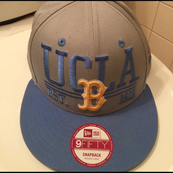 UCLA SnapBack - Picture 1 of 4