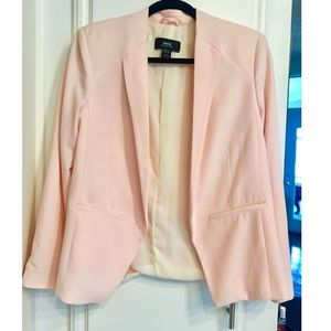 Gorgeous feminine blazer