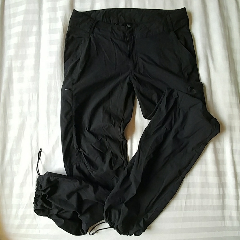 REI Black Quick-Dry Pants / Size 6 Petite