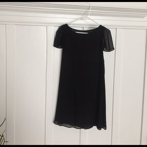 Black capped-sleeve dress / Reformation