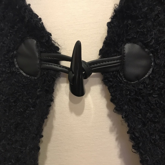 Long Fringe Vest by Betsey Johnson NWT - Picture 3 of 5