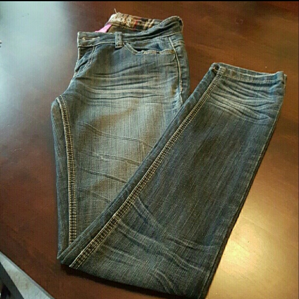 Distressed Skinny Jeans