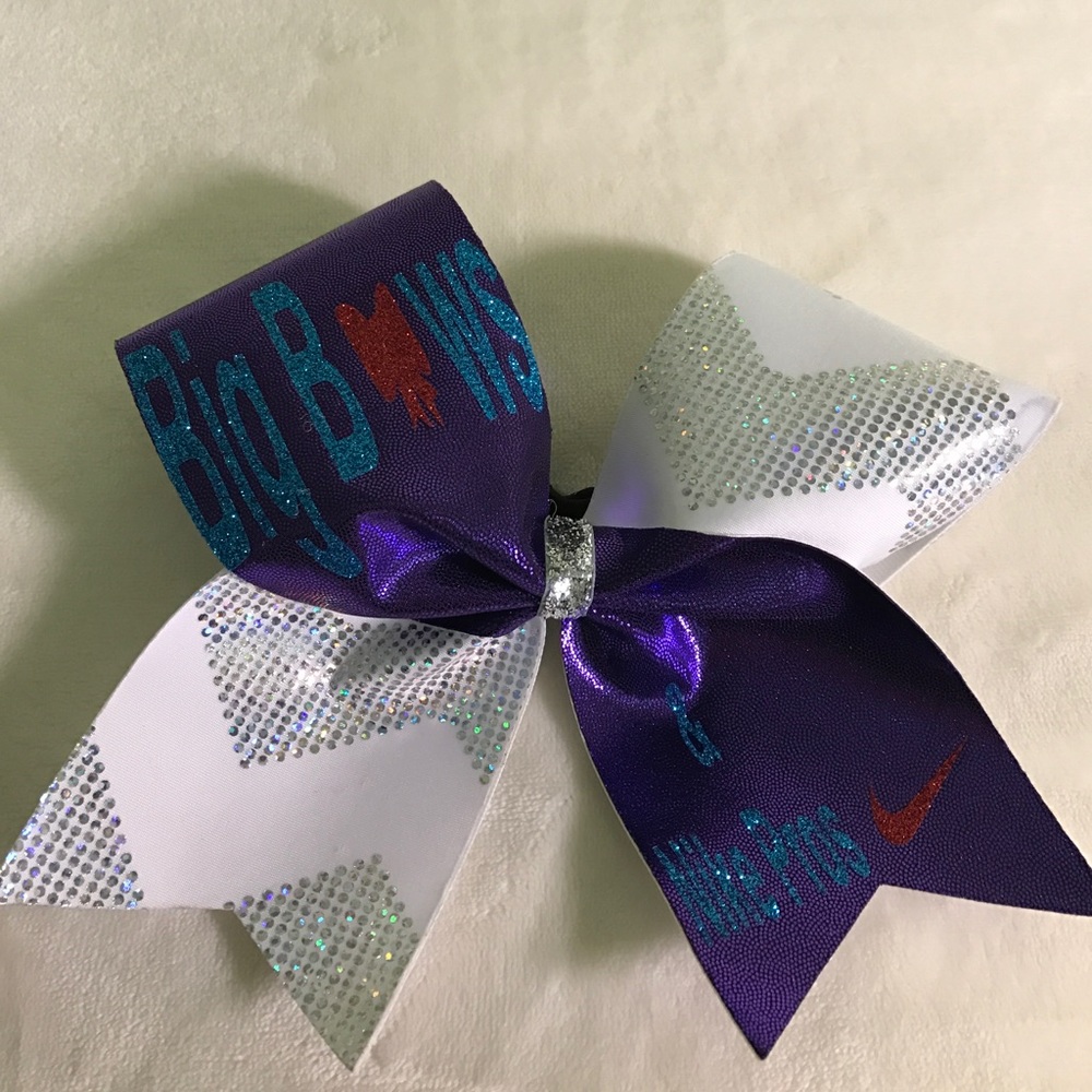 Big bows and Nike pros cheer bow.