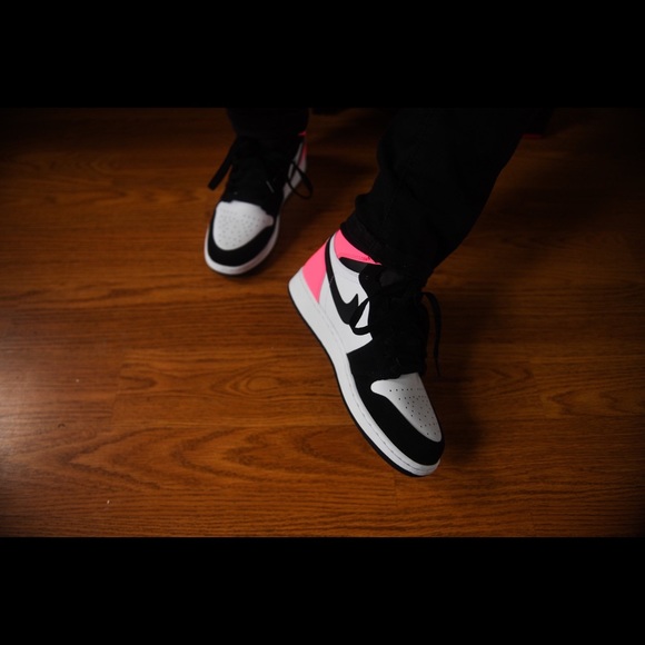 Meet your Posher, Davon - Picture 1 of 1