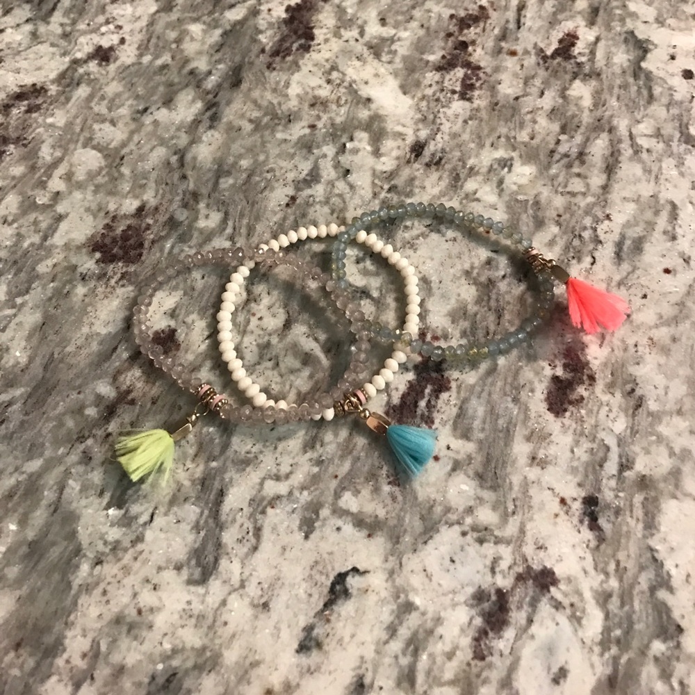 3 beaded bracelets. 🌹🌹🌹