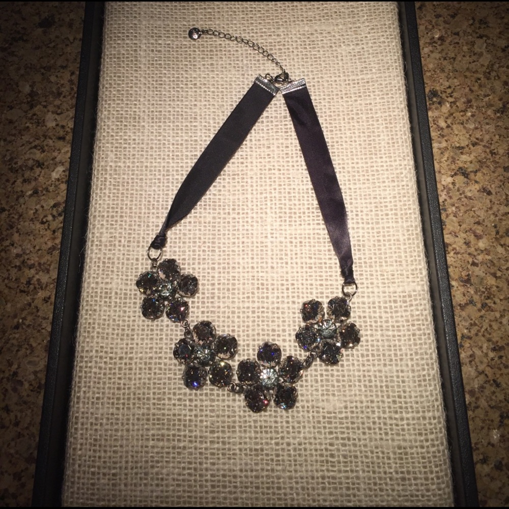Ann Taylor Crystal Daisy Necklace