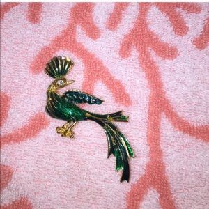 Animal broach pins