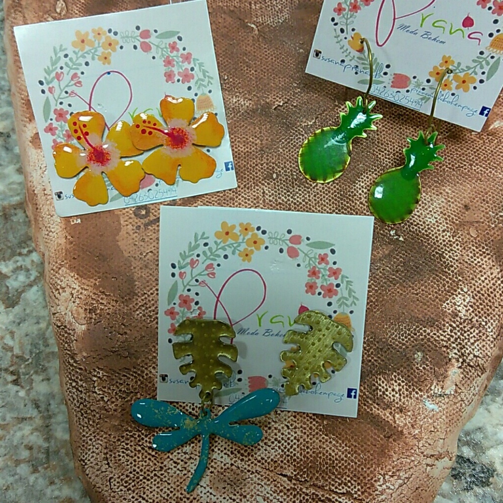 Handmade earrings design