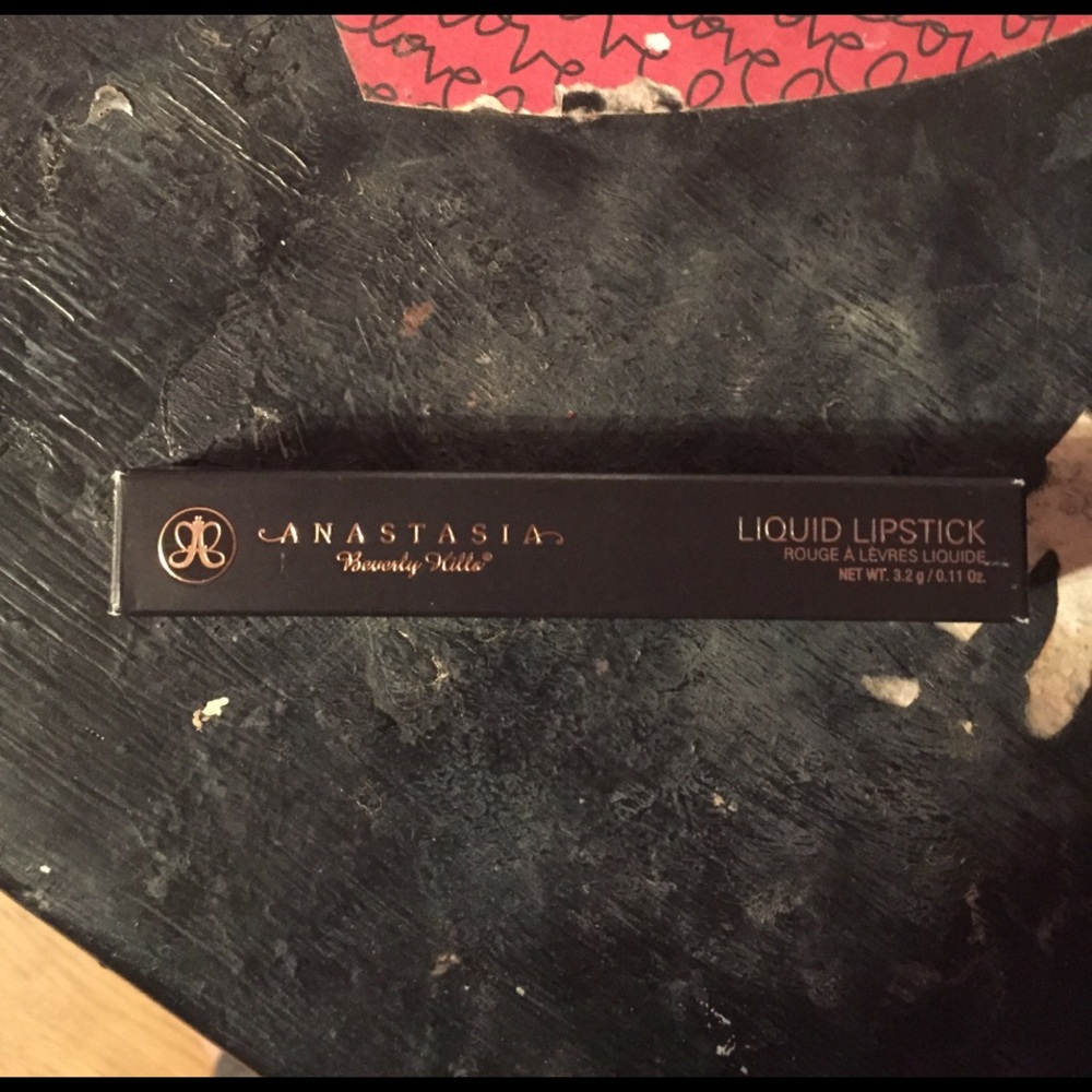 Anastasia BH Liquid lipstick Veronica