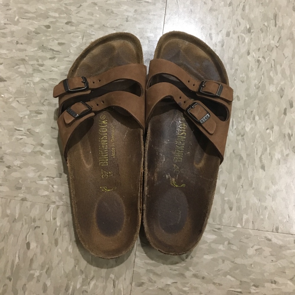 Women's brown Birkenstocks
