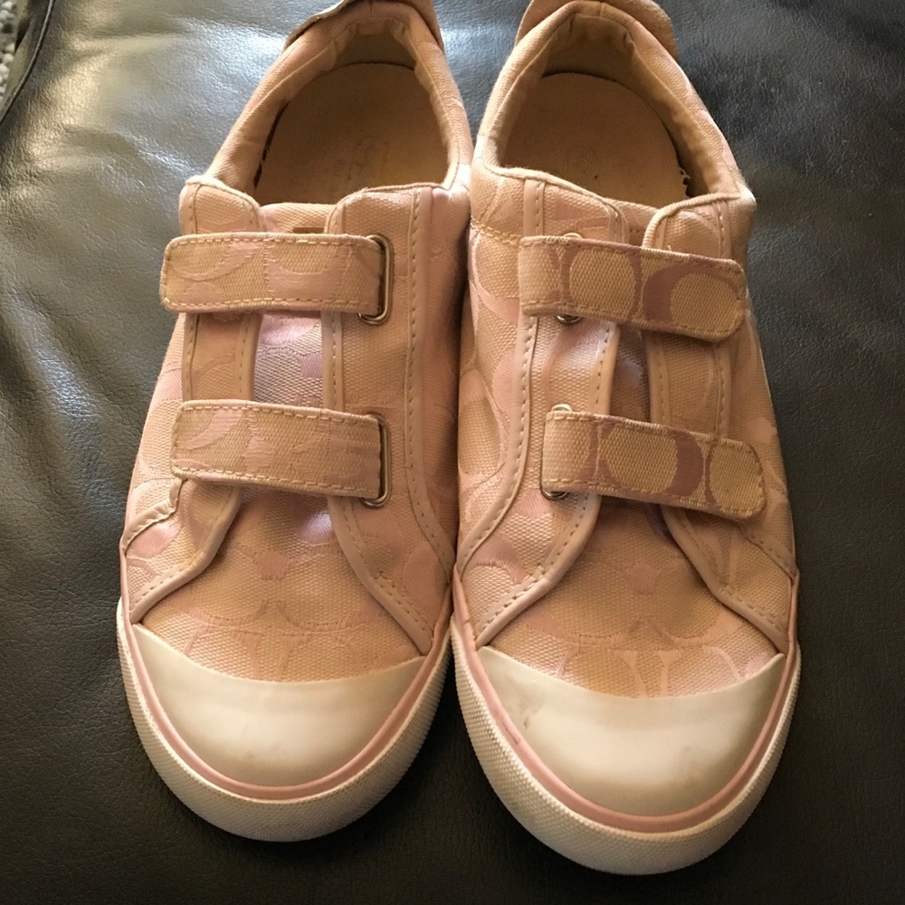 Coach sneakers pink🌸